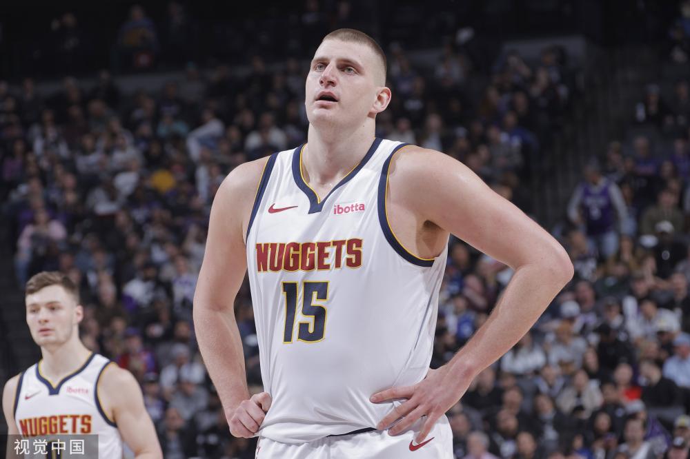 不仅因为他 不仅因为他