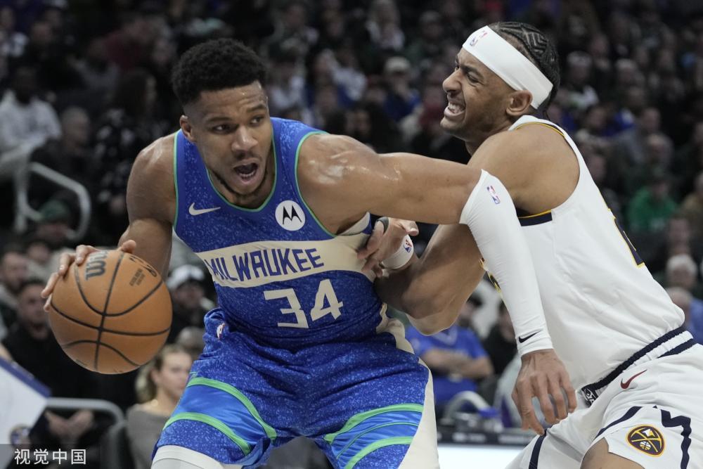 助球员们在 助球员们在