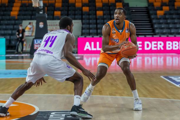 而是巧妙回 而是巧妙回