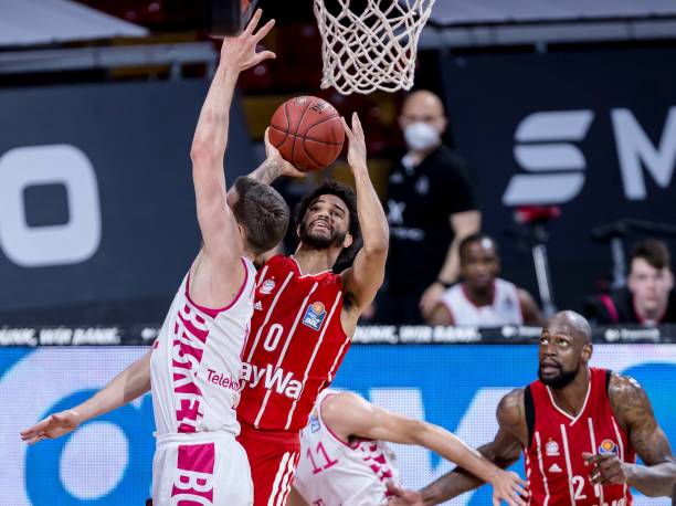 抽射中柱 抽射中柱